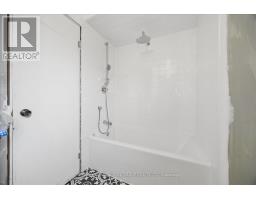 458 Chester Avenue, Newmarket, ON L3Y6R7 Photo 27