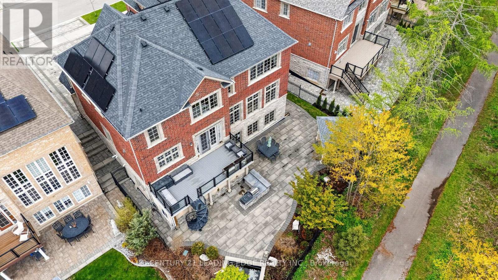 33 STOLLERY POND CRESCENT - 5