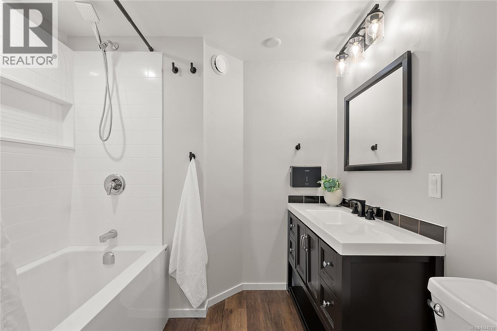 3053 Jenner Rd - Image 23