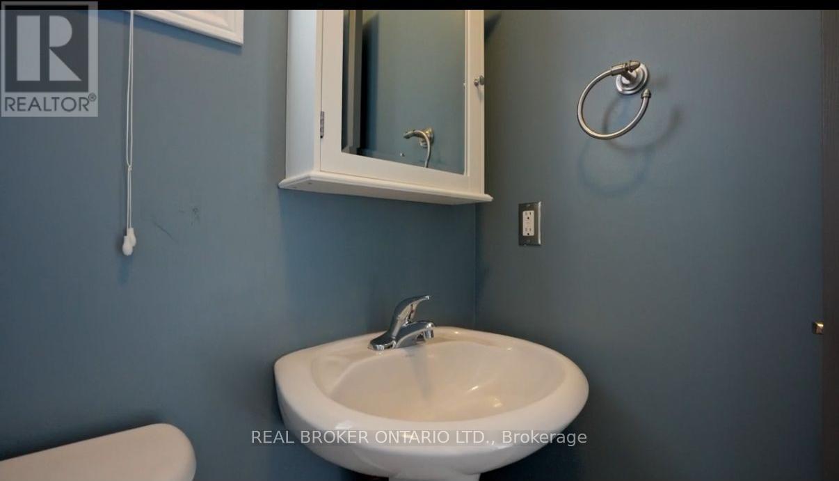 176 THRUSHWOOD DRIVE - 5