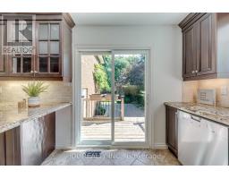 323 Warminster Drive S, Oakville, ON L6L4N1 Photo 23