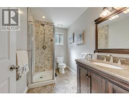 323 Warminster Drive S, Oakville, ON L6L4N1 Photo 39