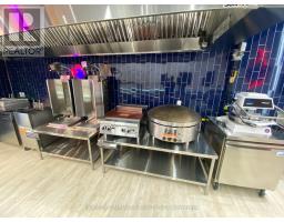 2151 St. Clair Avenue, Toronto, ON M6N1K5 Photo 6