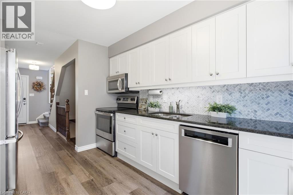 544 DRUMMERHILL Crescent - Image 17