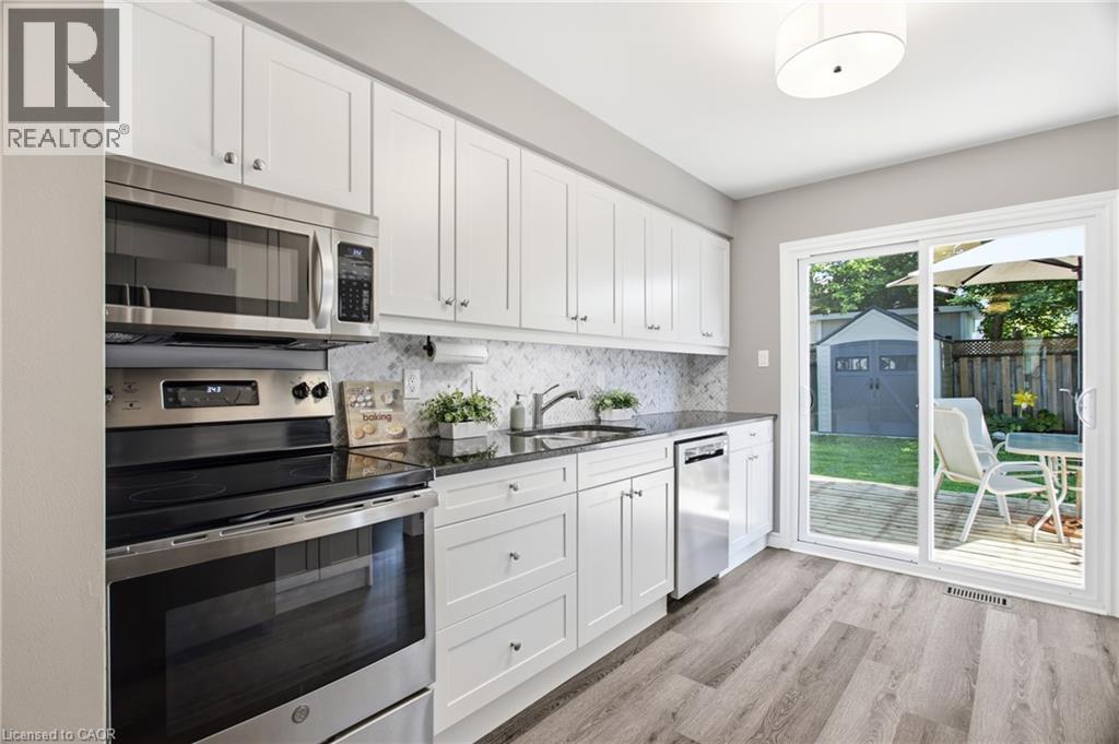544 DRUMMERHILL Crescent - Image 19