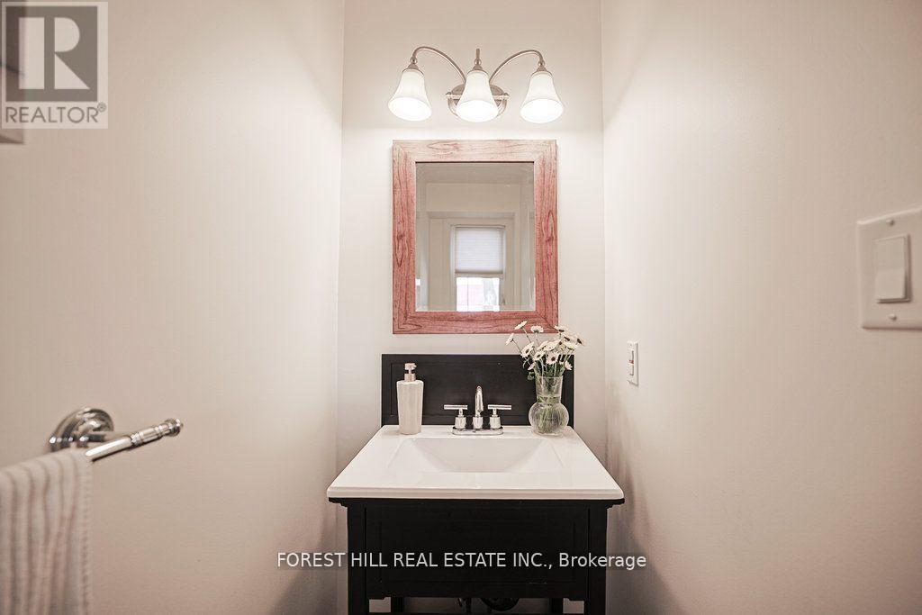 #15 523 BEECHWOOD DRIVE - Image 12