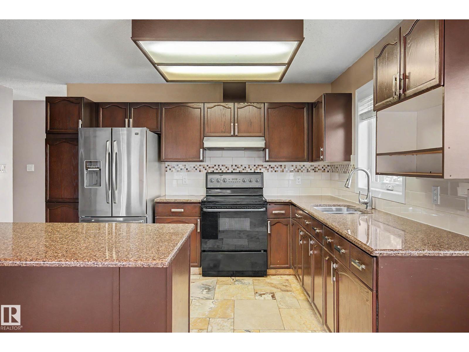 90 DUFFERIN ST - 20