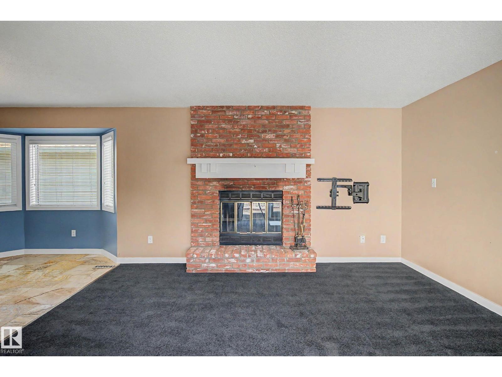 90 DUFFERIN ST - Image 24