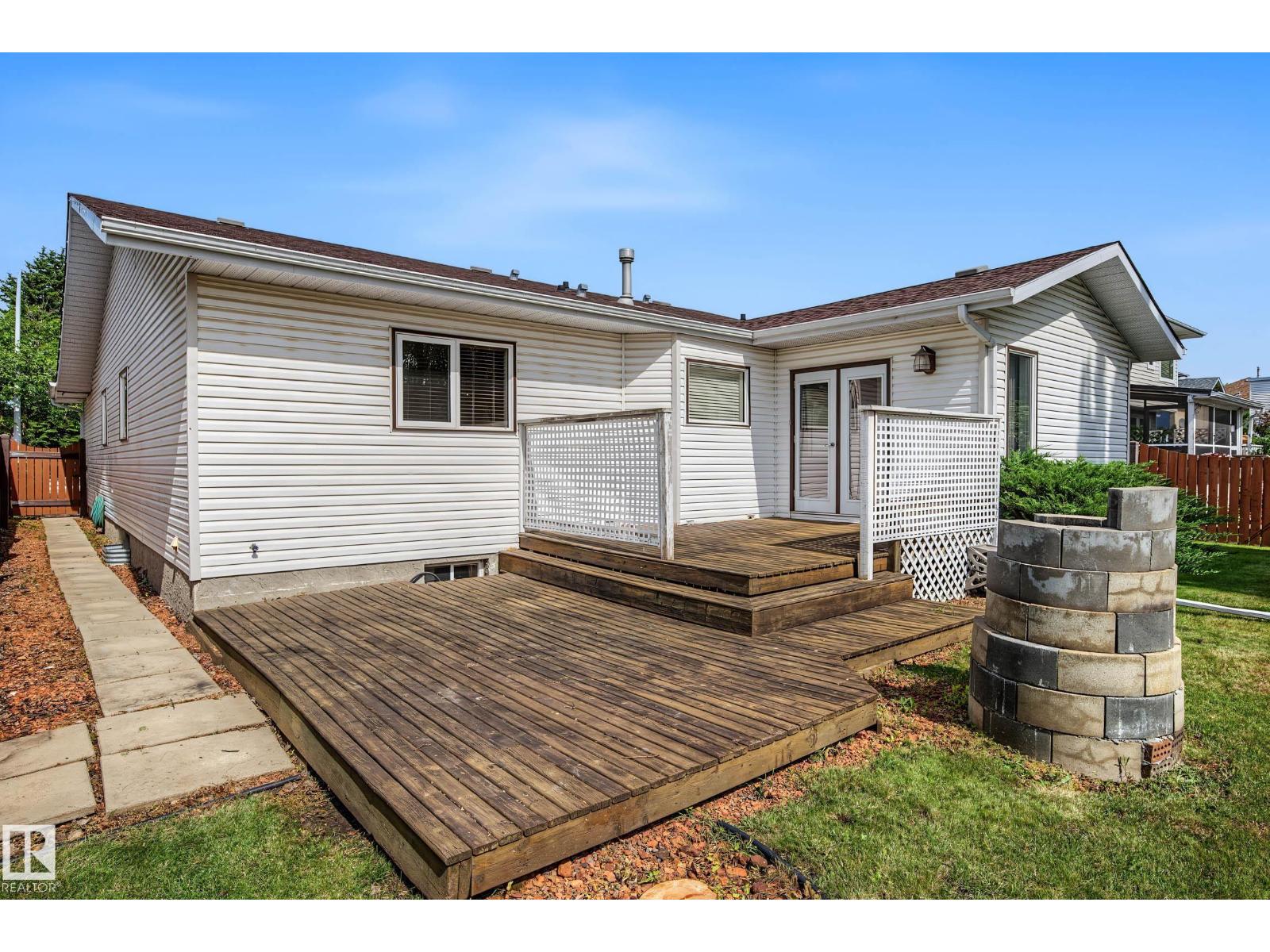 90 DUFFERIN ST - Image 60