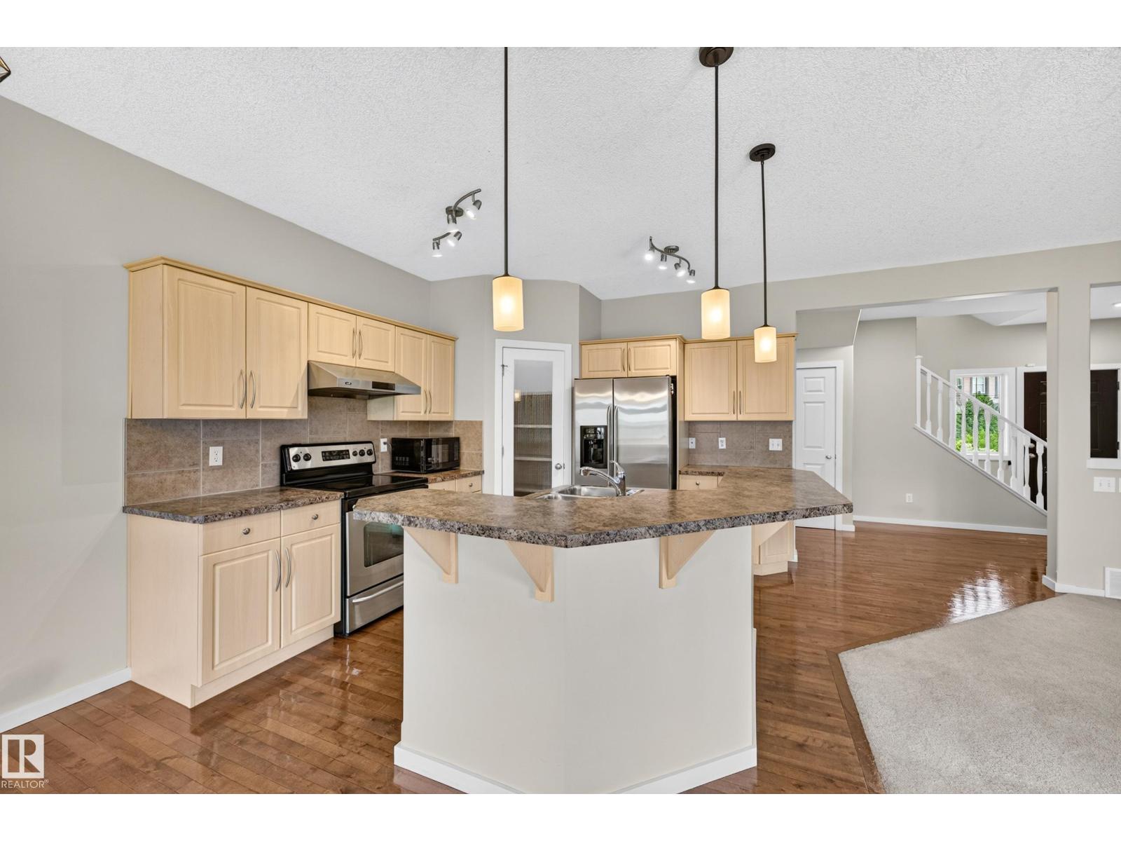 1605 HODGSON CO NW - 9