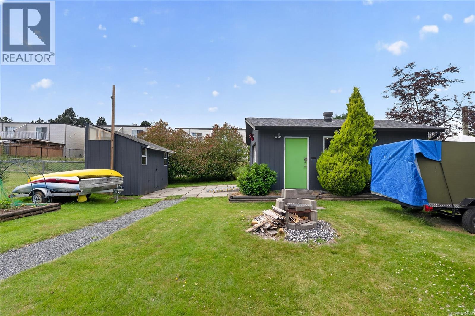 439 Stirling Ave - 10