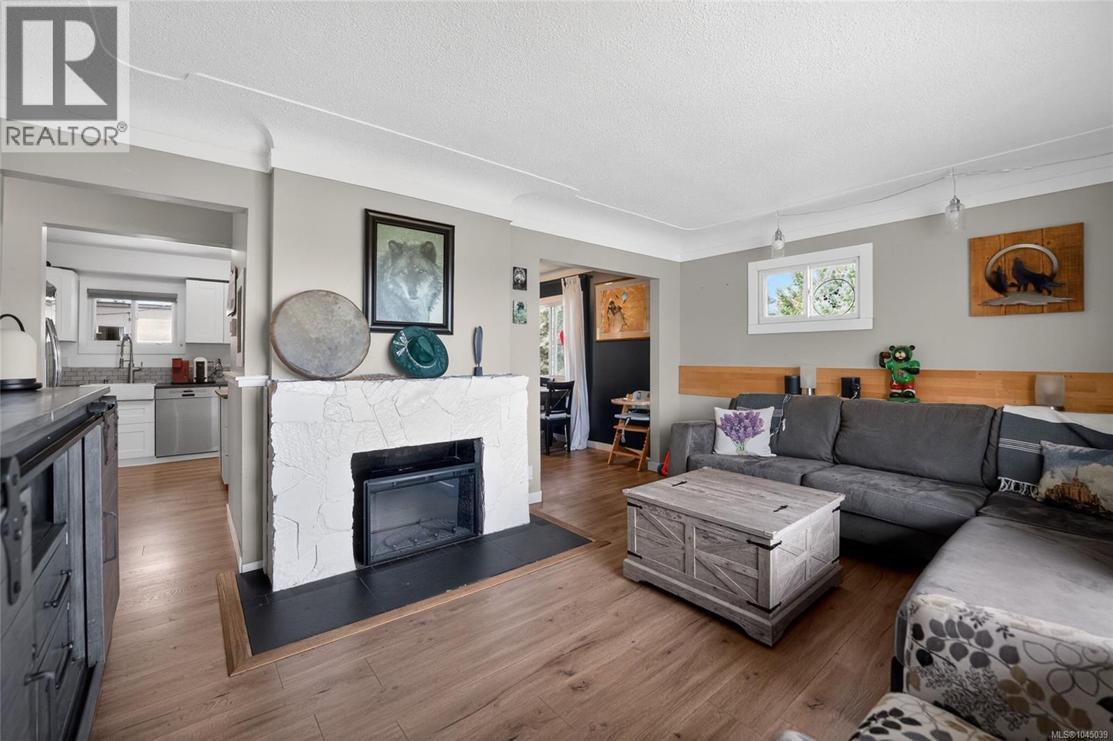439 Stirling Ave - Image 3
