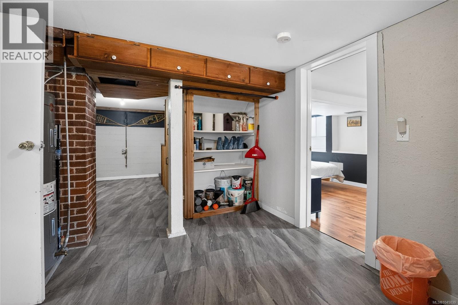439 Stirling Ave - 37