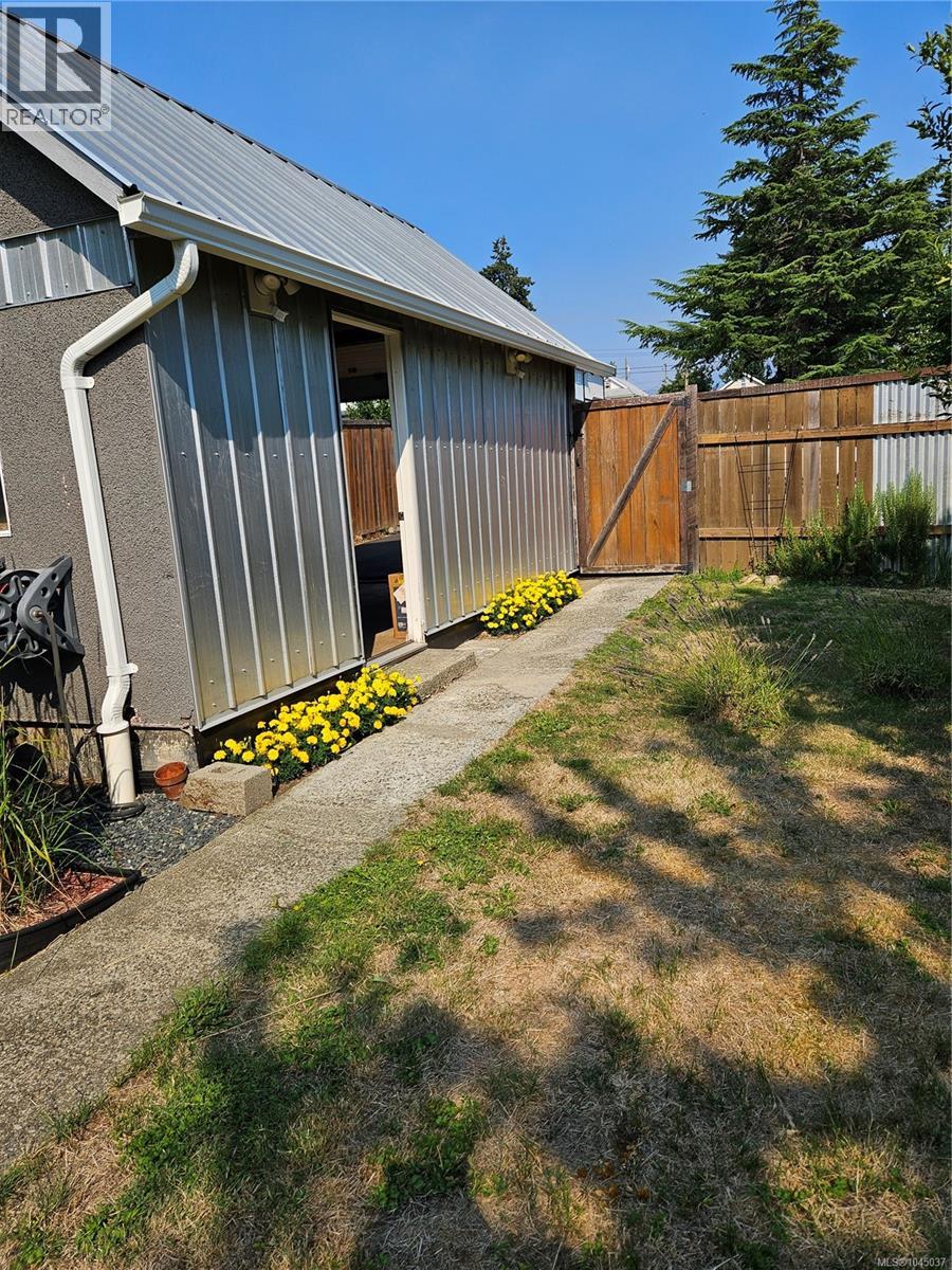 3764 5th Ave - 2