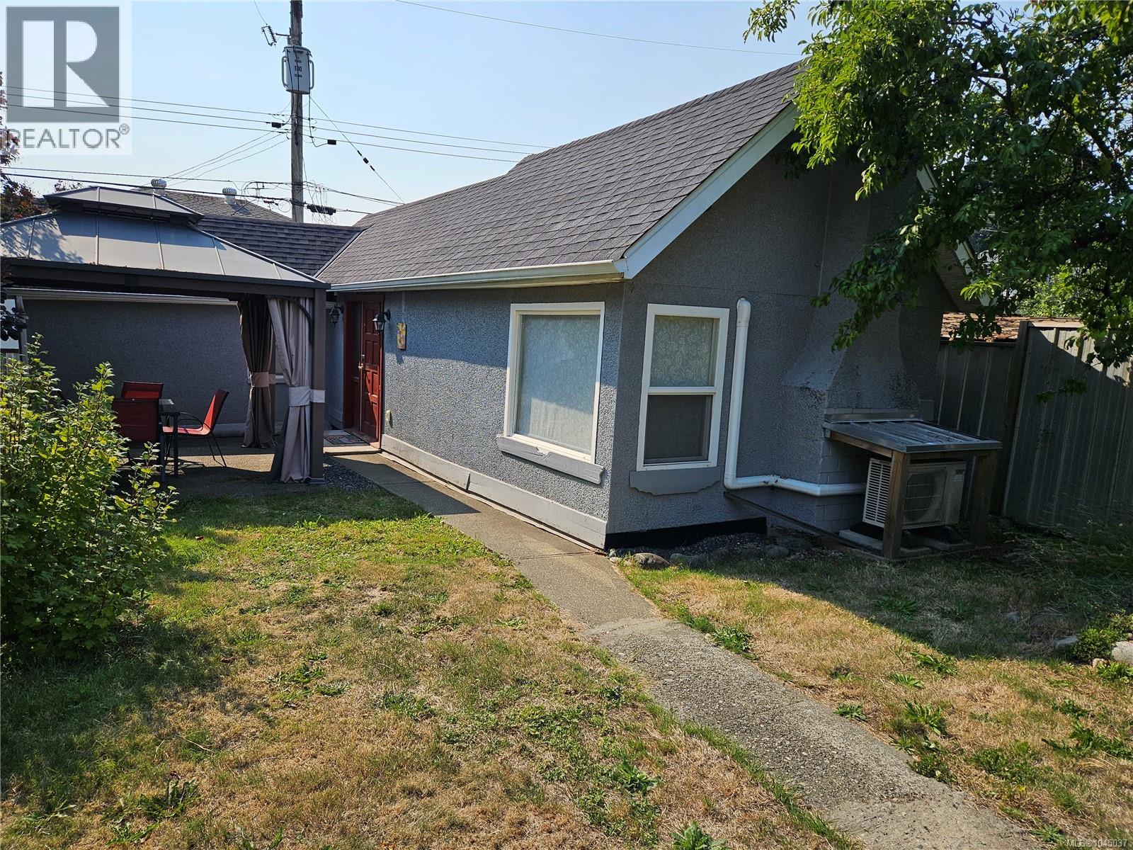 3764 5th Ave - Image 8