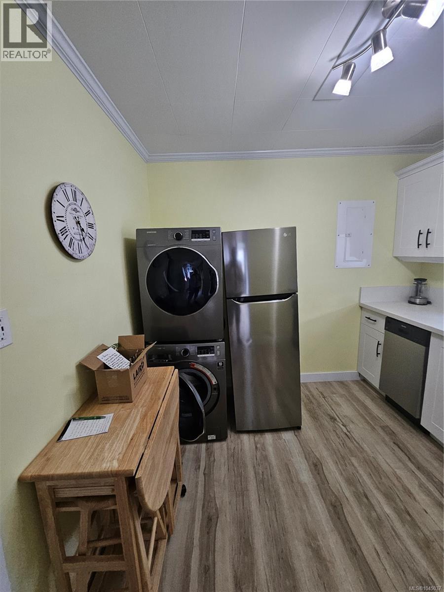 3764 5th Ave - Image 19