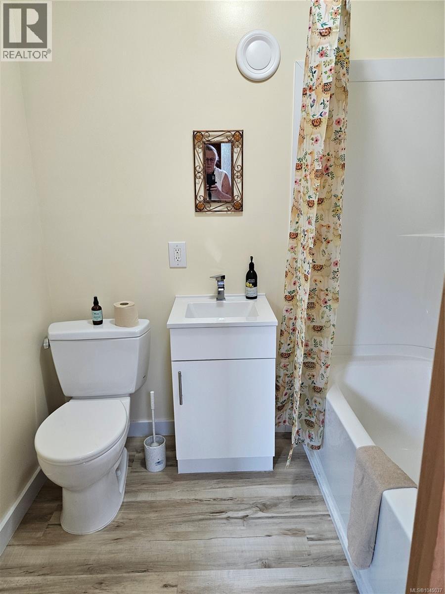 3764 5th Ave - 23