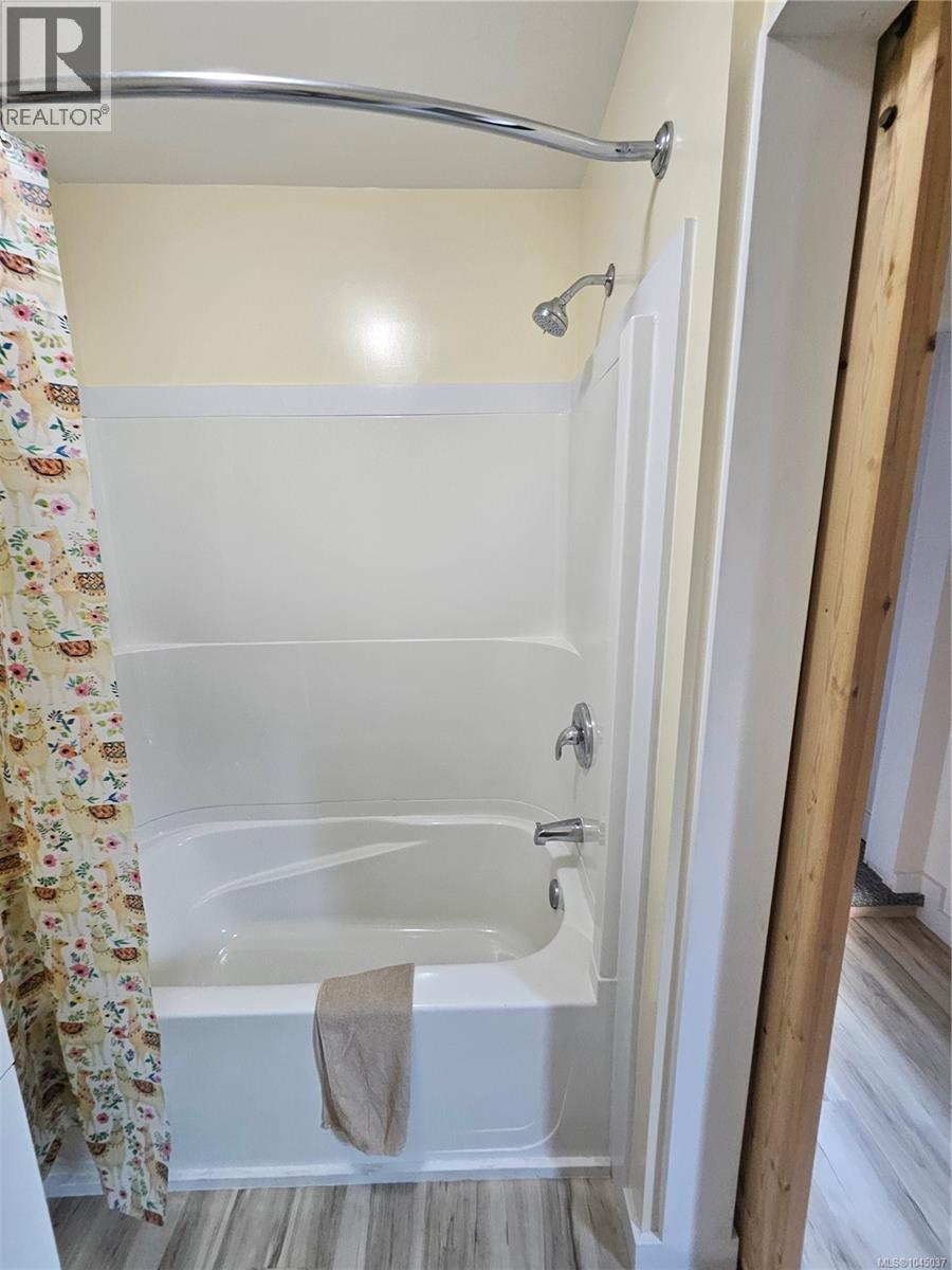 3764 5th Ave - Image 22