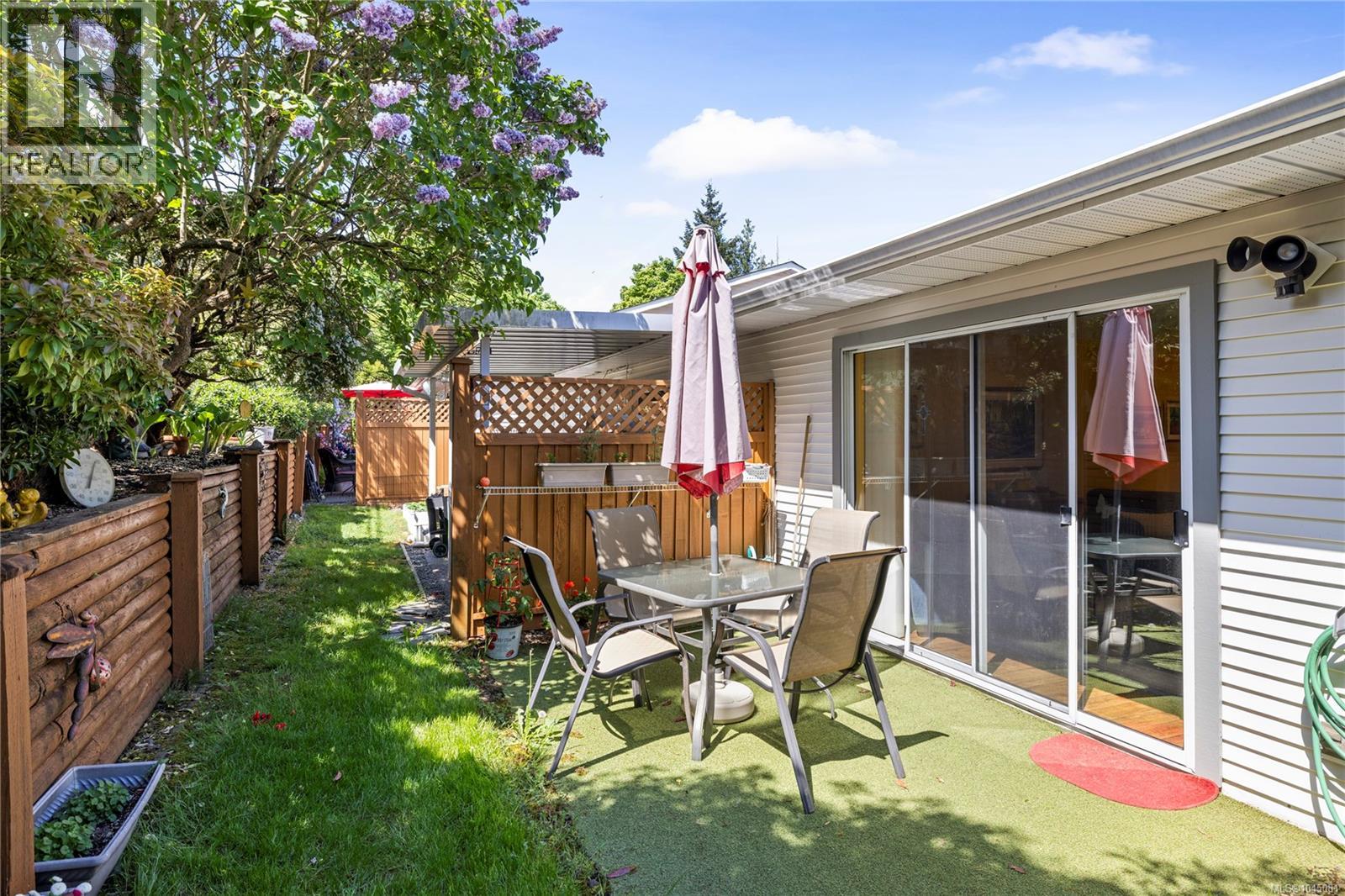#24 450 Bay Ave - Image 9