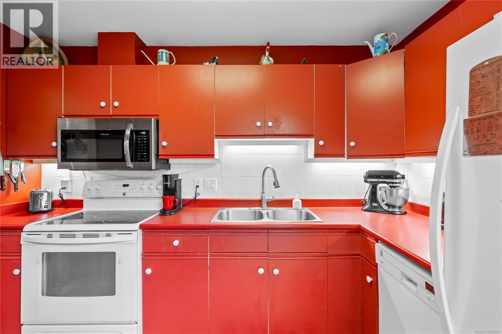 #24 450 Bay Ave - Image 17