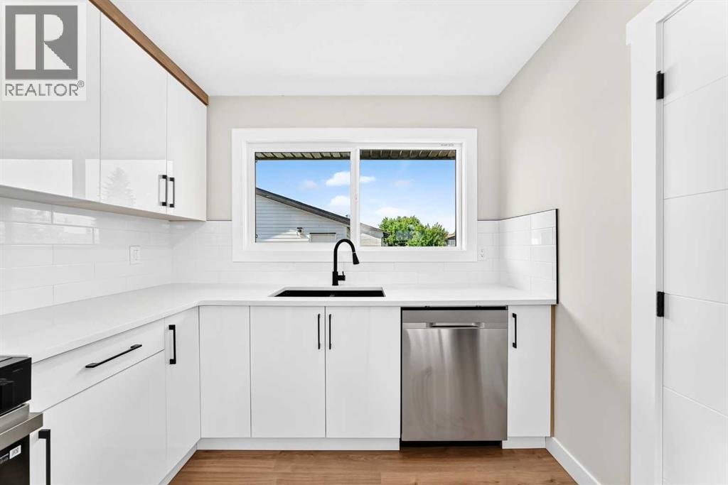 704 Malvern Drive NE - Image 7
