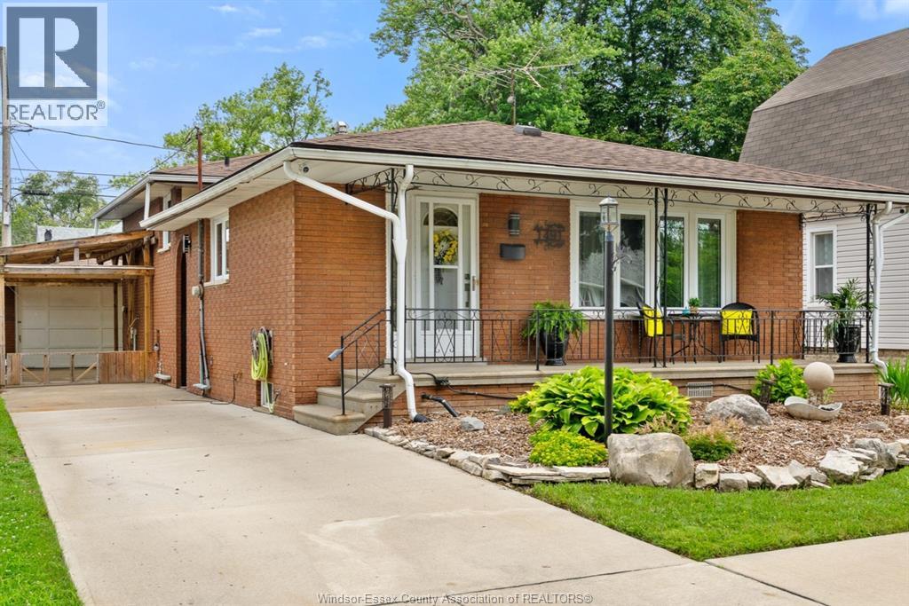 1491 ELLROSE AVENUE - 1