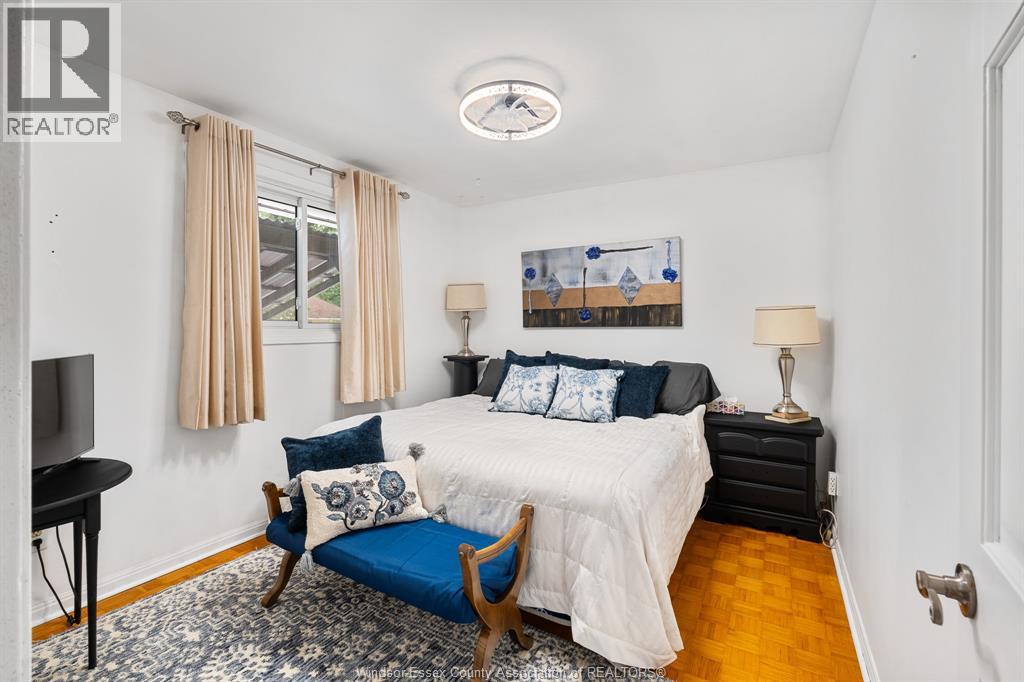 1491 ELLROSE AVENUE - 18