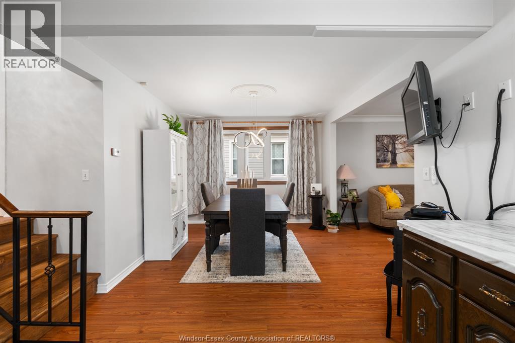 1491 ELLROSE AVENUE - 29