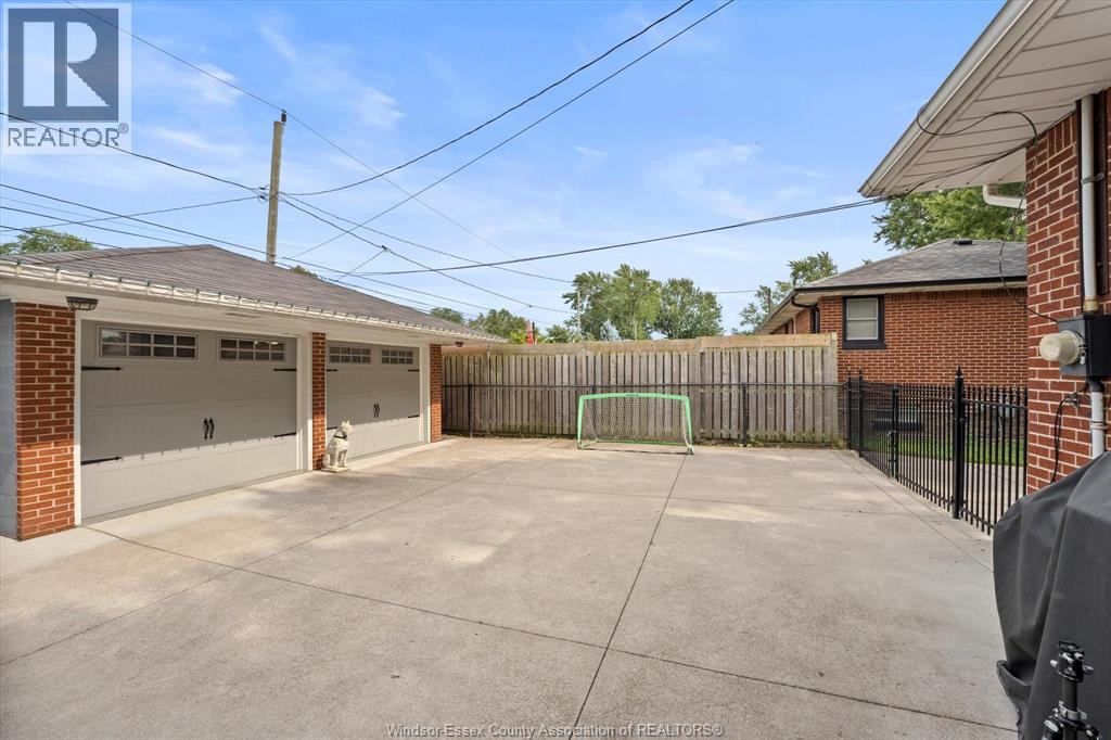 2618 ASKIN AVENUE - 38