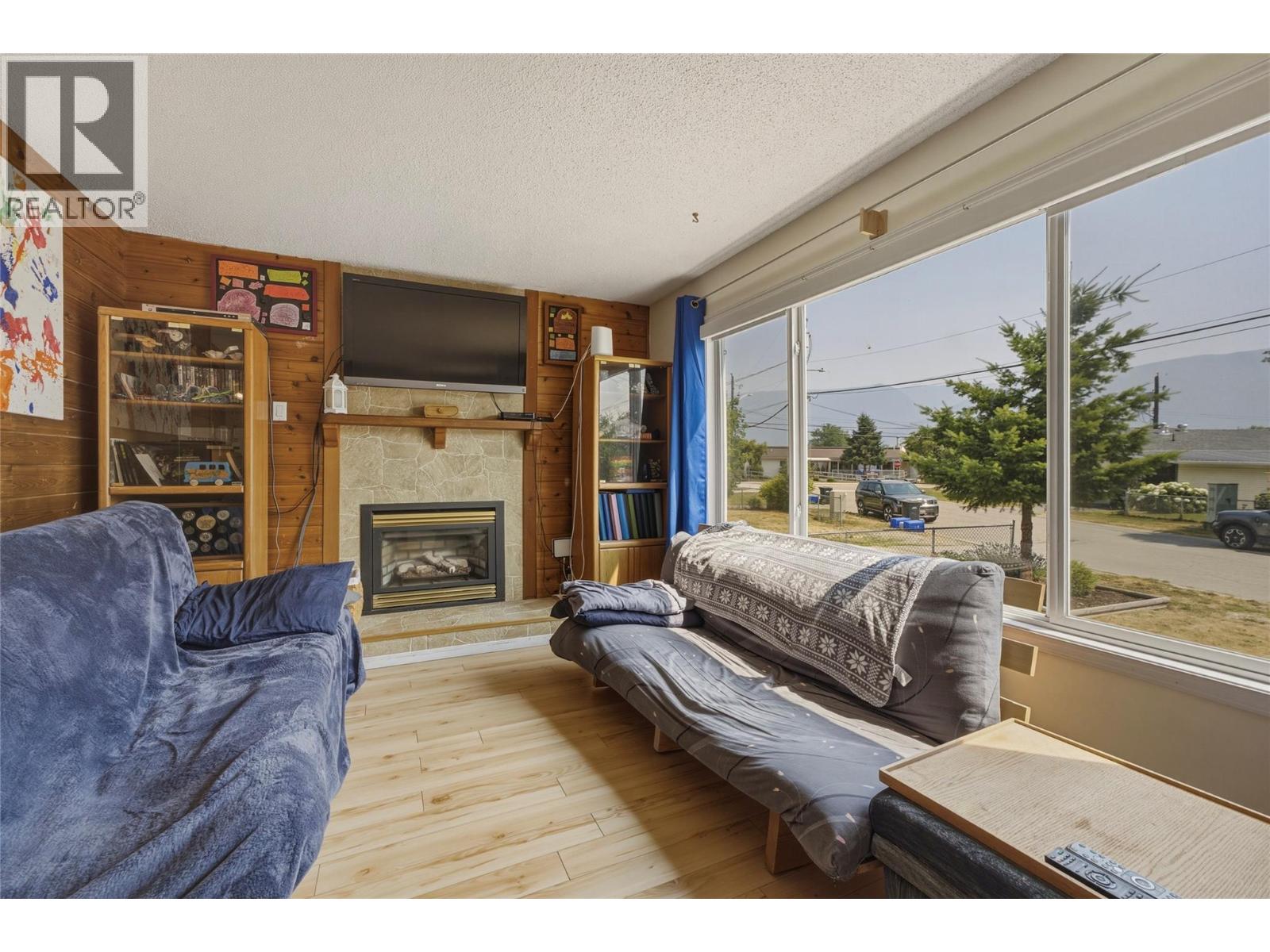 3343 Belaire Drive - 11