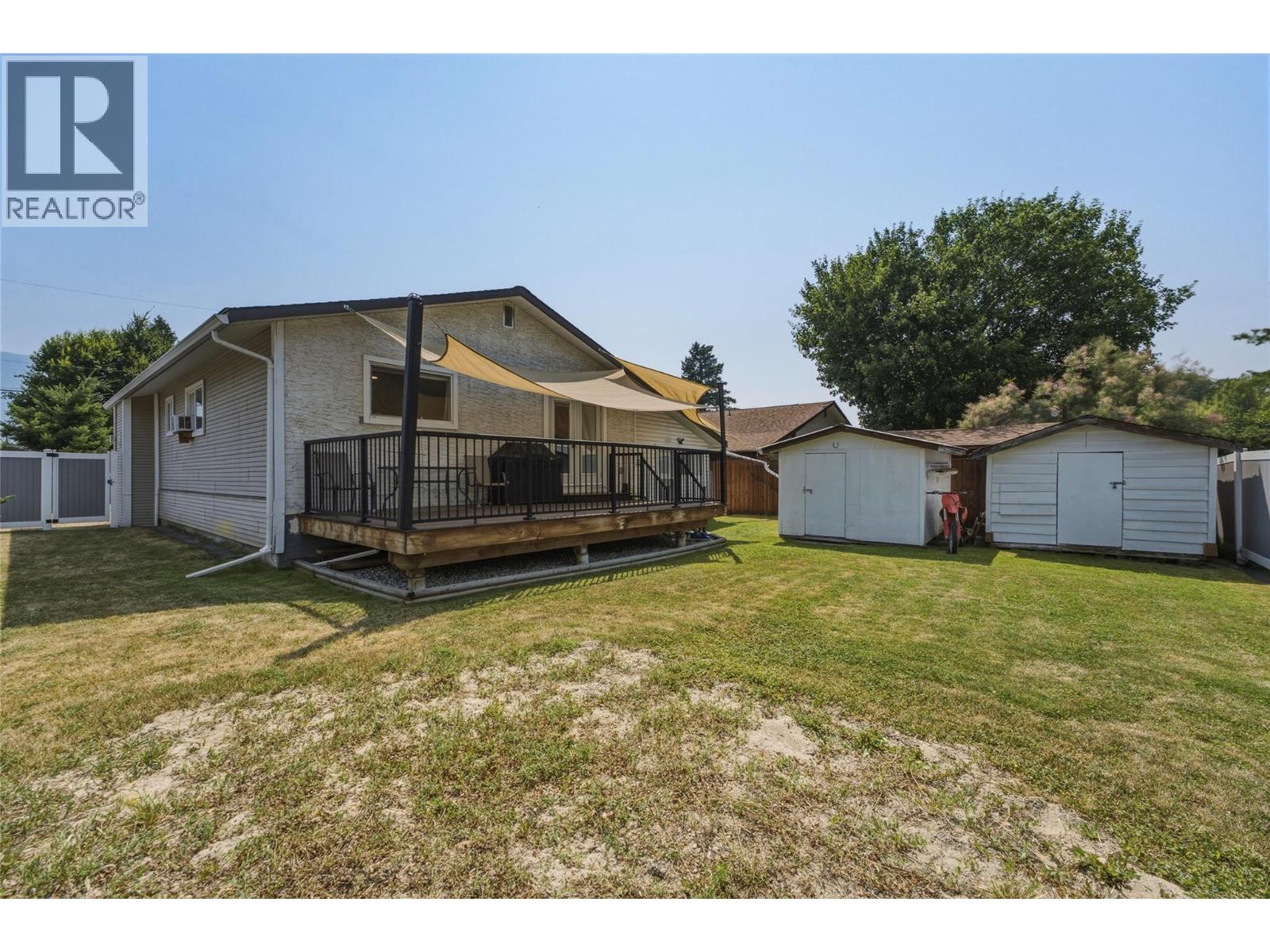 3343 Belaire Drive - 2
