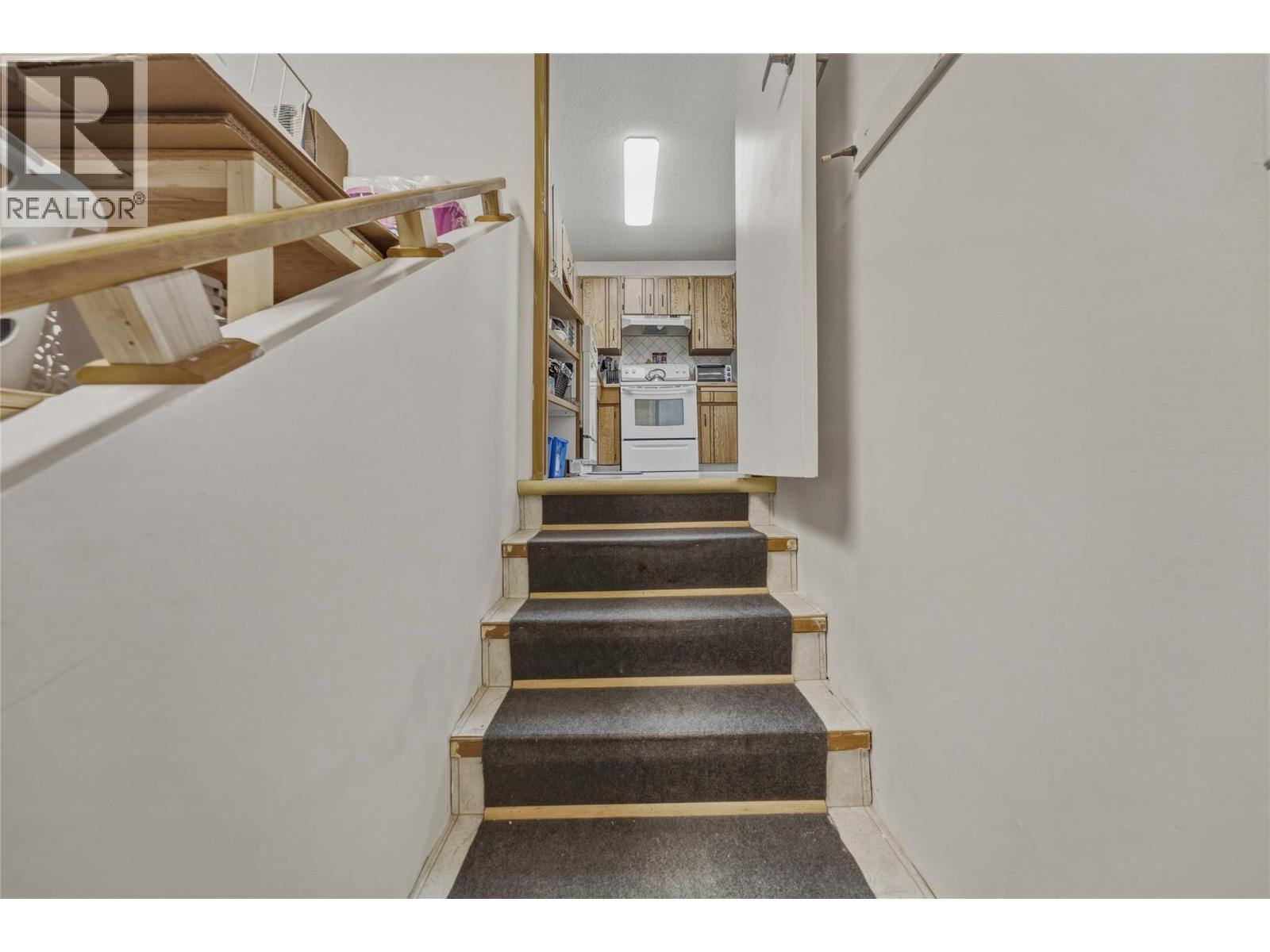 3343 Belaire Drive - 21