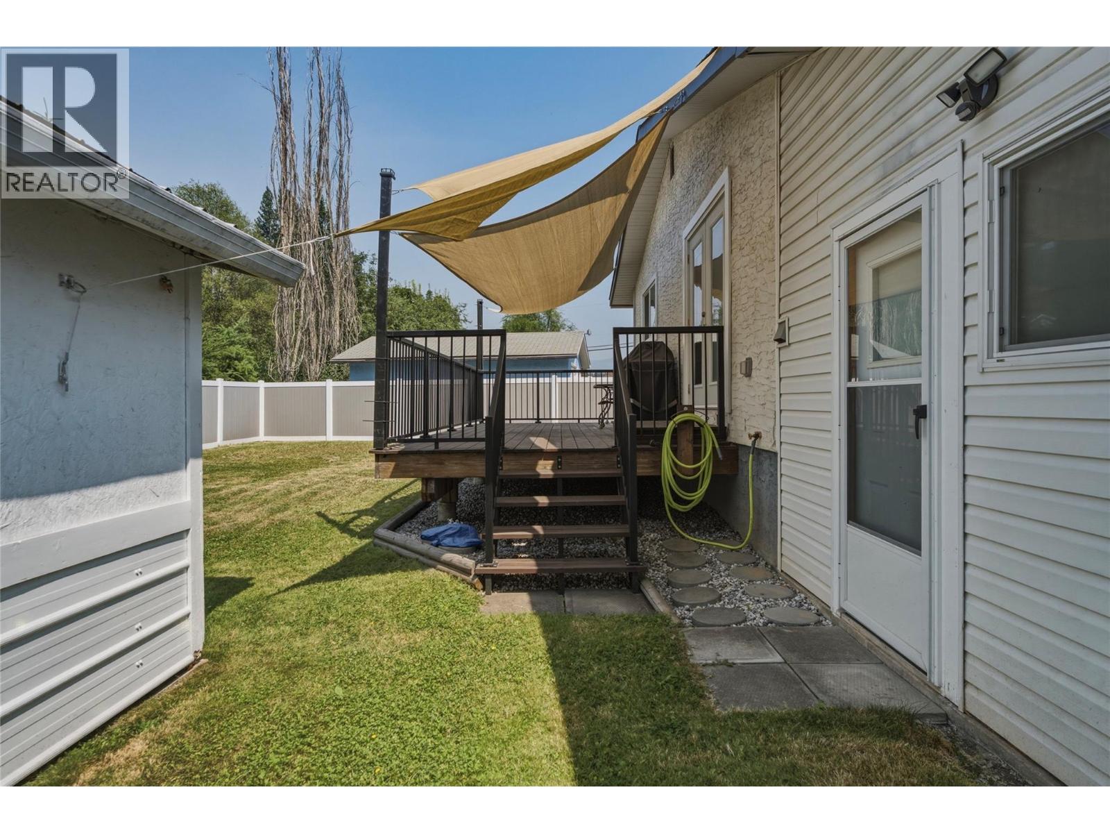 3343 Belaire Drive - 27