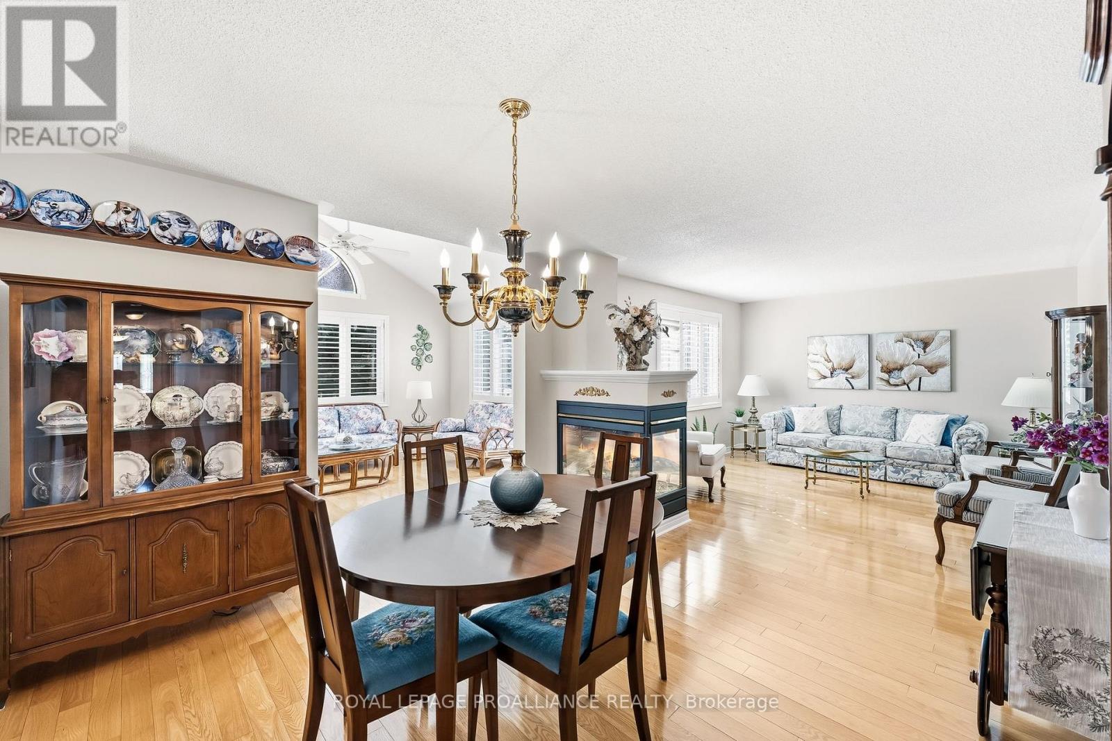 8 SANDPIPER WAY - Image 13
