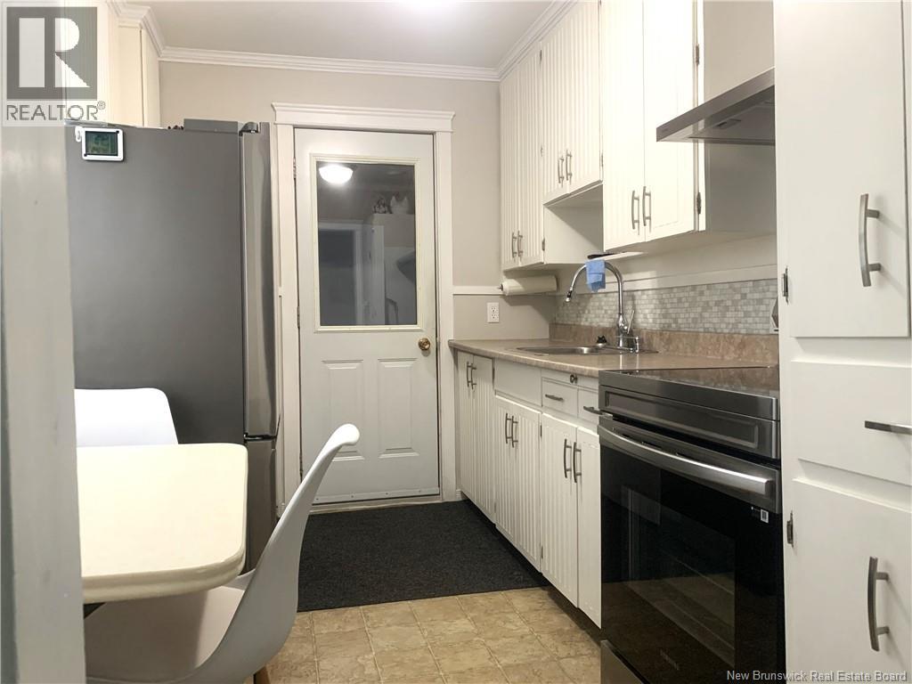 330 Clark Street, Fredericton — photo 3
