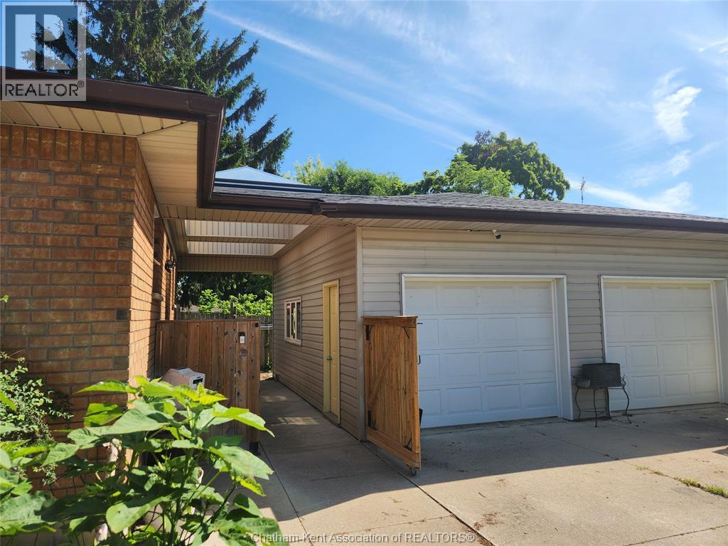 222 Catherine STREET, Blenheim — photo 3
