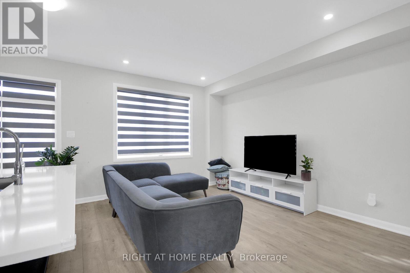 1020 BALLYHALE HEIGHTS - 11