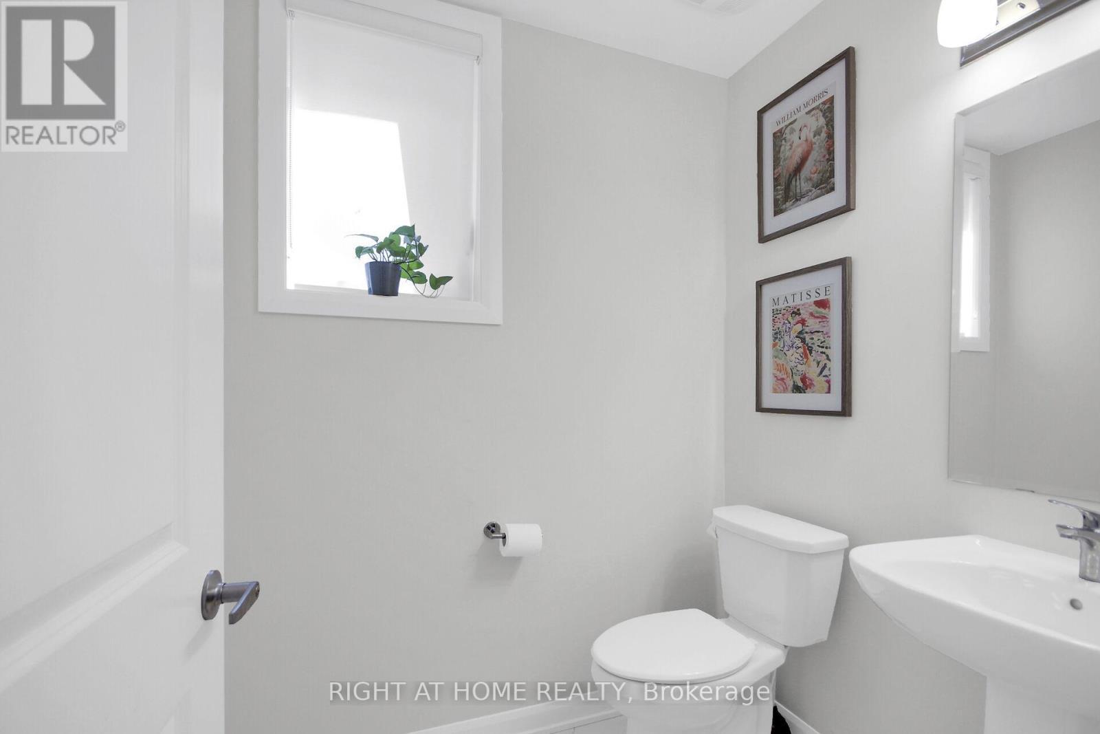 3 Bed, 4 Bath House for Sale in Ottawa – 1020 BALLYHALE HEIGHTS, Ottawa – MLS# X13640564 - Image 6