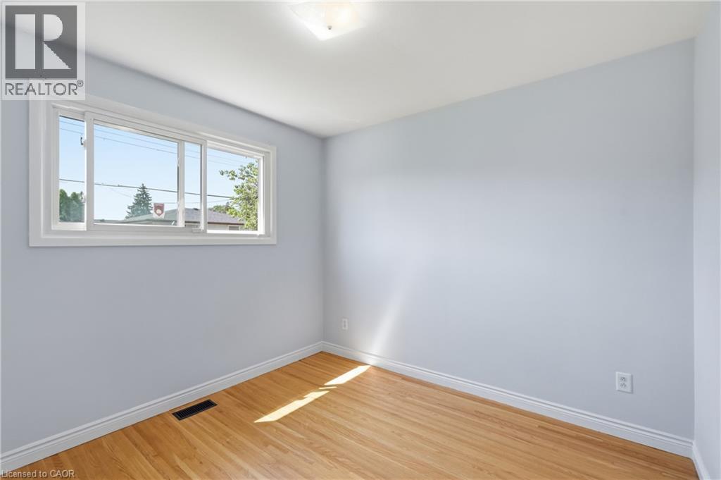 104 NASH Road S - 13