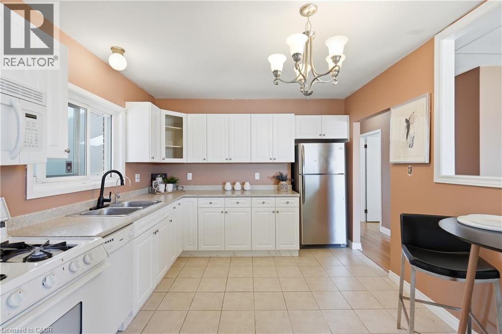 104 NASH Road S - 8