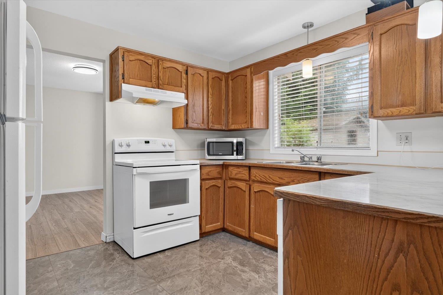 3 Bed, 3 Bath House for Sale in Abbotsford – 2769 MCCURDY PLACE, Abbotsford – MLS# R3152335 - Image 13