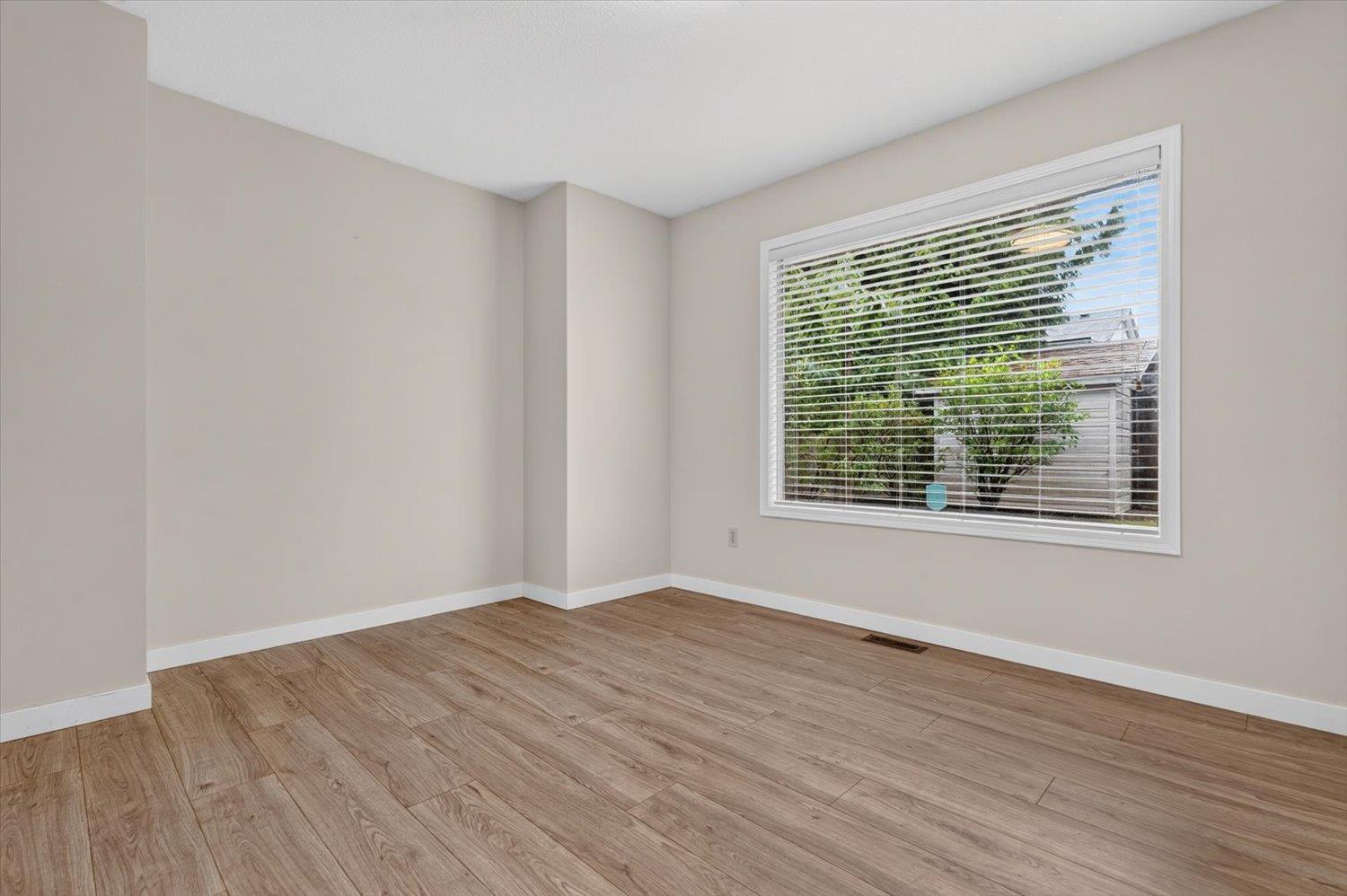 3 Bed, 3 Bath House for Sale in Abbotsford – 2769 MCCURDY PLACE, Abbotsford – MLS# R3152335 - Image 9