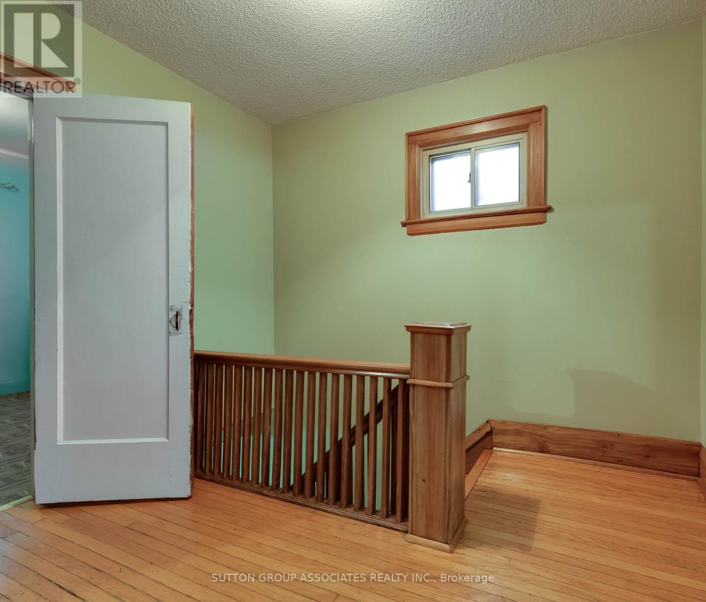 219 ATLAS AVENUE - Image 19