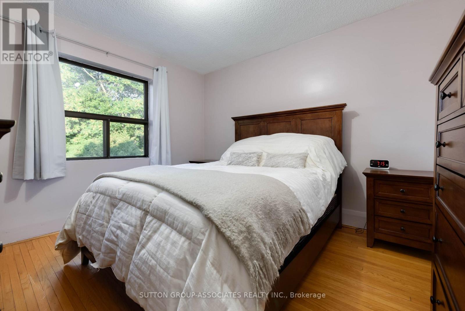 219 ATLAS AVENUE - Image 20