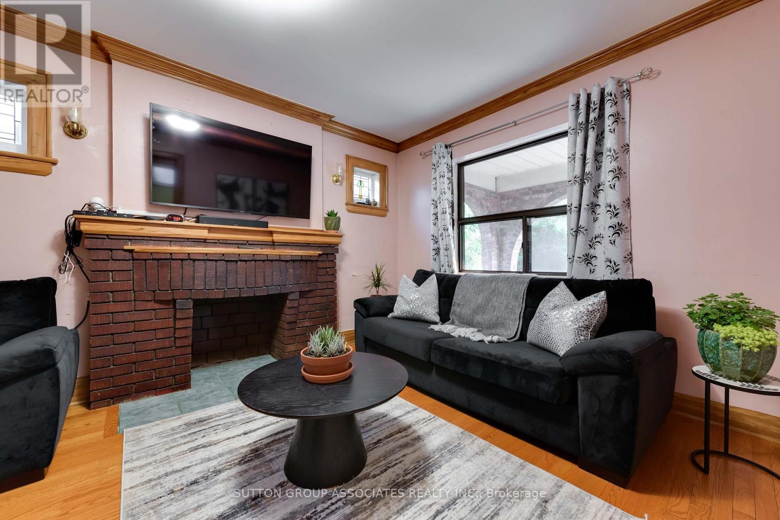 219 ATLAS AVENUE - Image 5