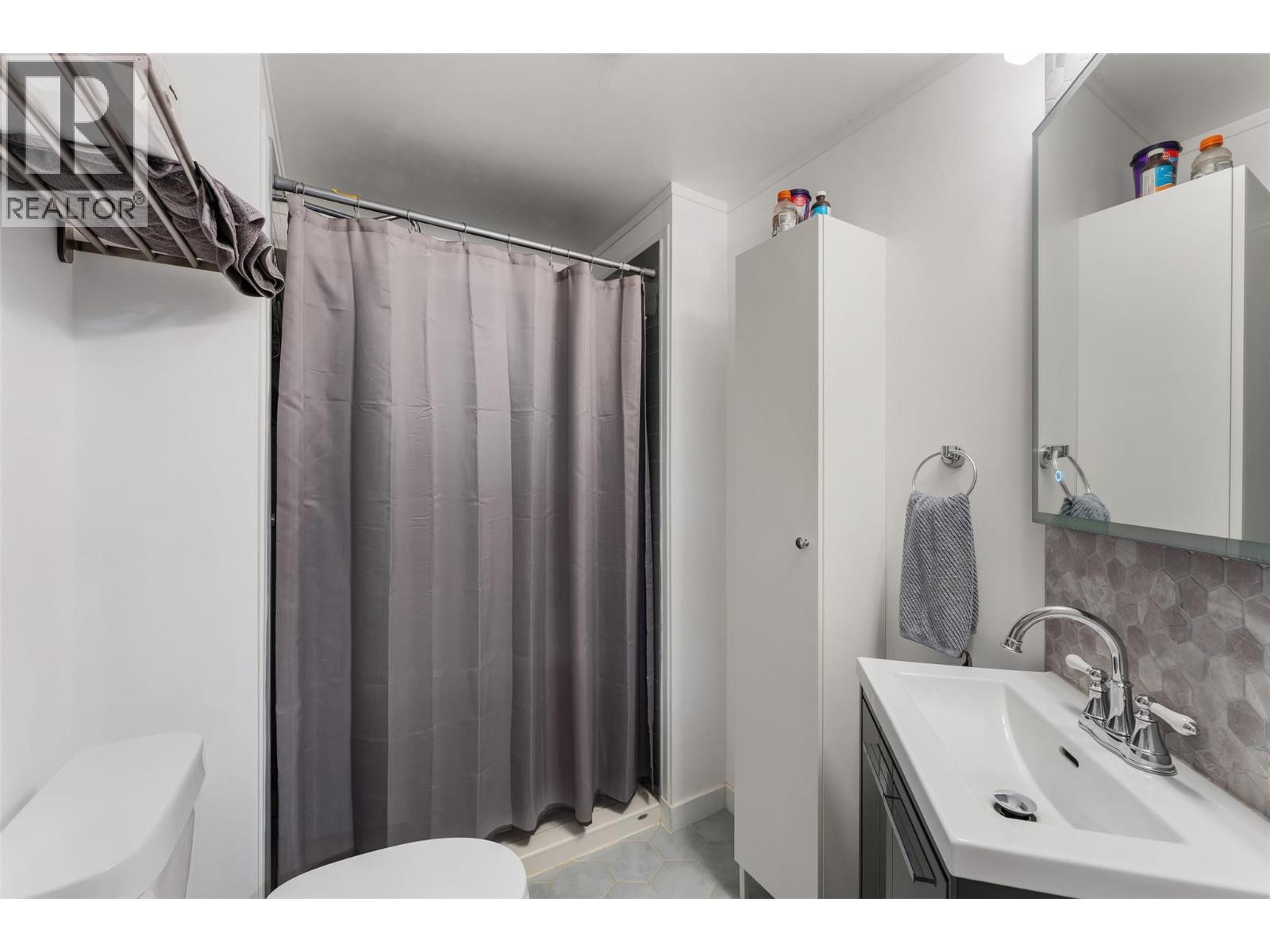 #12 610 Katherine Road - 15
