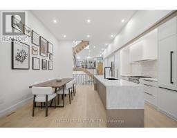 Family room - 10a Holmstead Avenue, Toronto, ON M4B1T1 Photo 7