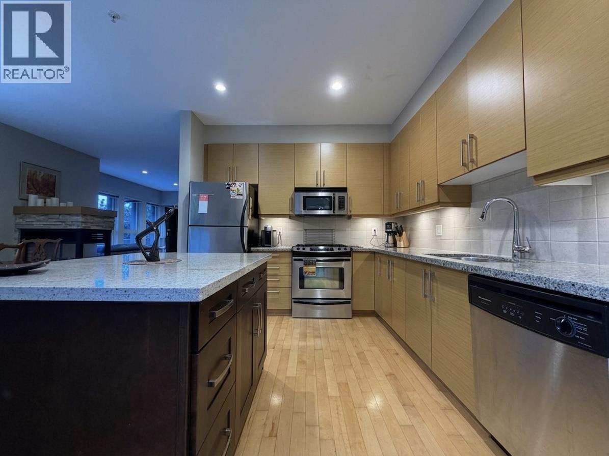 2982 CHESTERFIELD AVENUE, North Vancouver