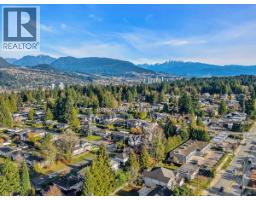 1640 Spray Avenue, Coquitlam, BC V3J5Y6 Photo 32