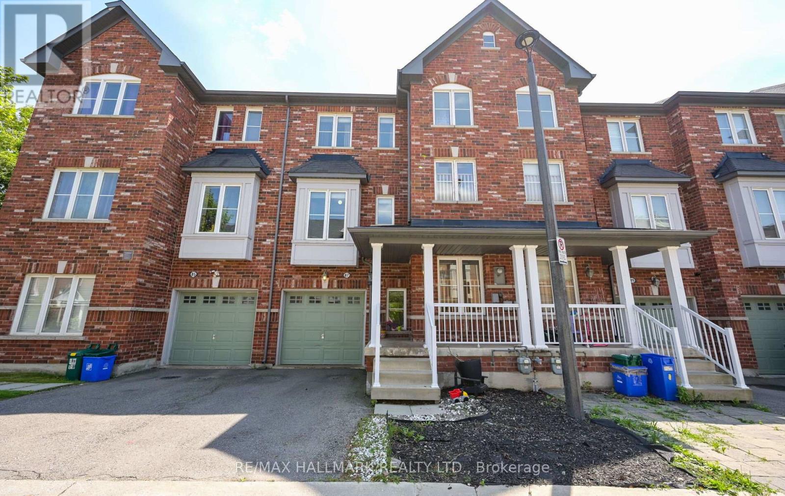 Listing photo of 87 - 15 OLD COLONY ROAD